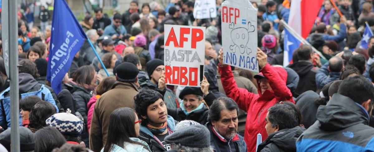 Convocan a marcha nacional contra las AFP | Resumen.cl