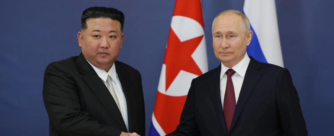 Kim, en cumbre con Putin, dijo estar convencido de la victoria de Rusia en Ucrania