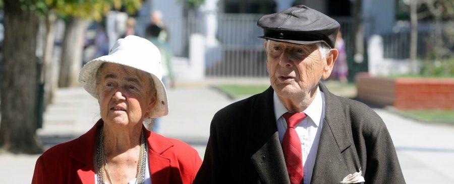 Google permite ver cómo quedaría una prenda comprada por internet y la migración de los jubilados a la costa