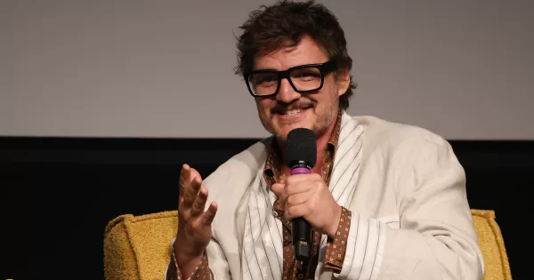 Un nuevo logro: Pedro Pascal es invitado a conocido programa internacional
