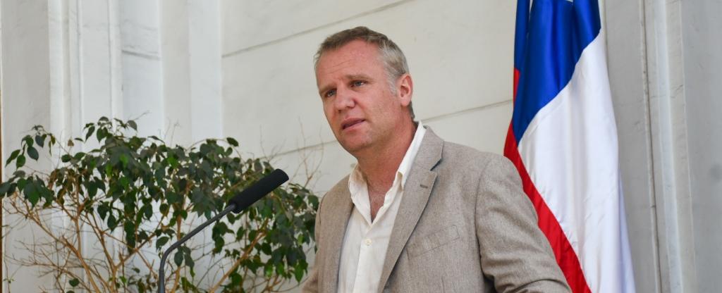 Felipe Kast tras aprobación de ley de usurpación: 'Presidente Boric respete la democracia'