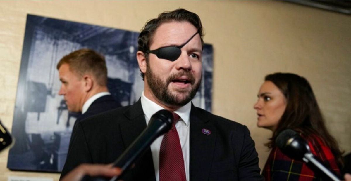 Crenshaw responde a AMLO por amago de desincentivar el voto a republicanos: "Debería ir contra los cárteles que asesinan a tu gente"