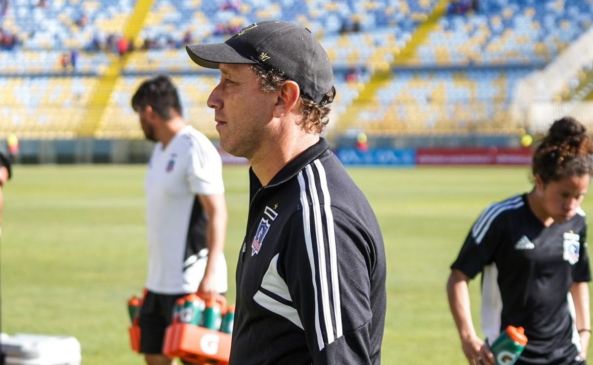 Por fin: Luis Mena será DT de la Roja femenina