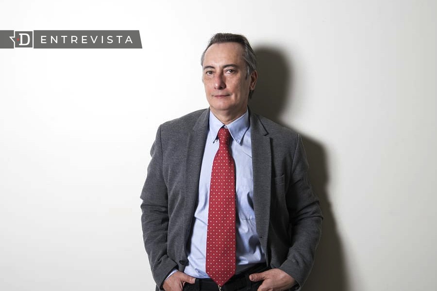 Osvaldo Artaza, exministro de Salud: “Modelo de isapres ha demostrado ser tremendamente ineficiente”