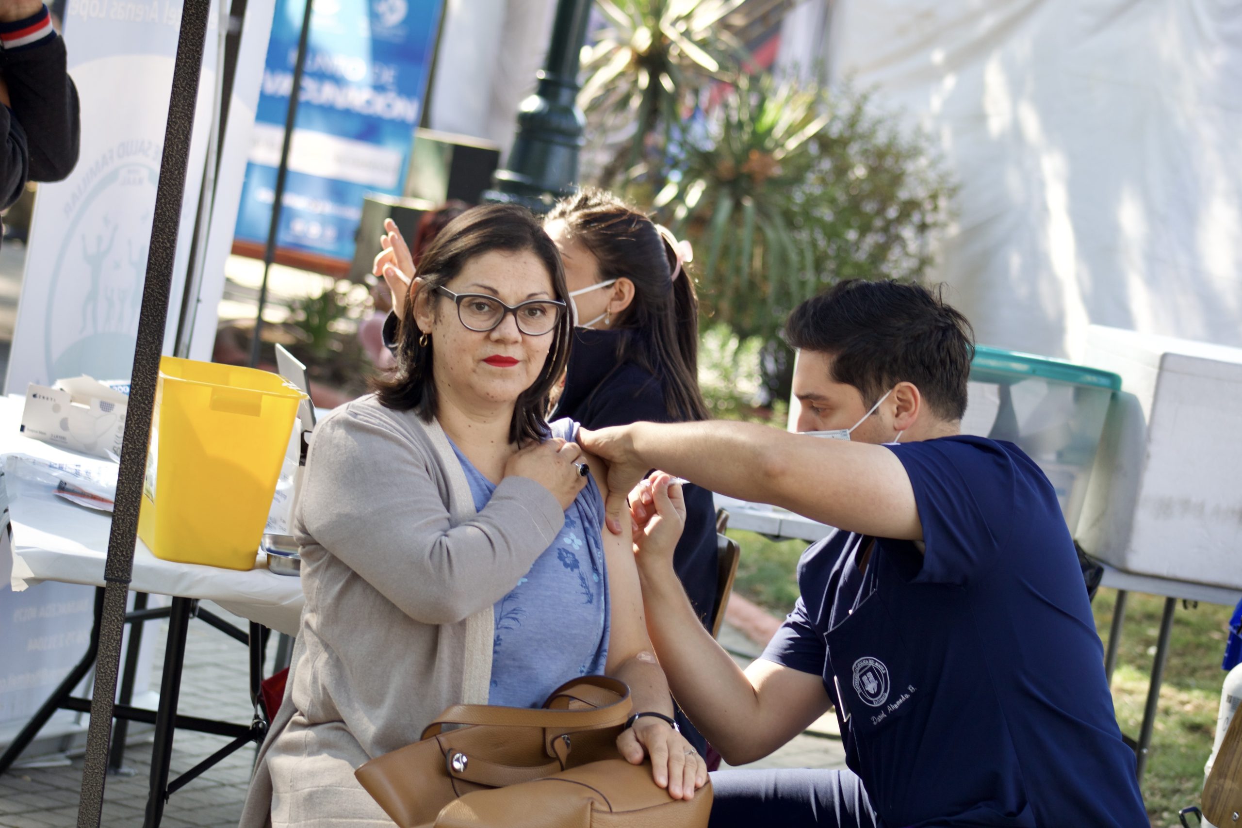 Reforzarán campañas de vacunación contra la Influenza y el Covid-19 en Curicó - Diario La Prensa