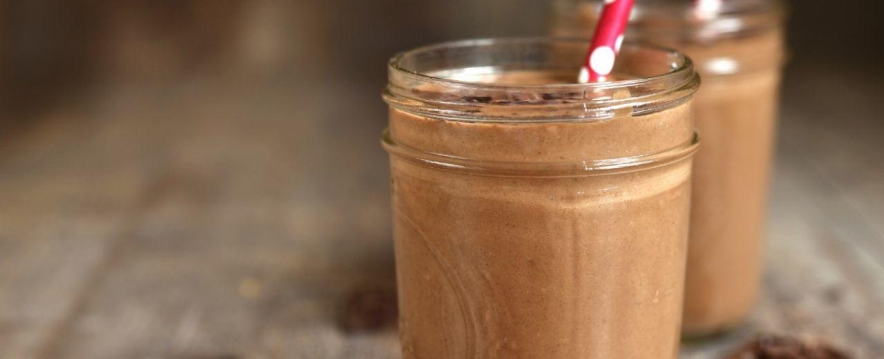 Batido de chocolate frío SIN AZÚCAR, disfrútalo en la hora del desayuno con esta receta