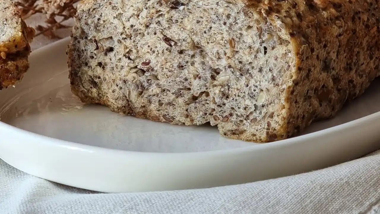 Pan de semillas sin harinas y sin lactosa: la receta perfecta para un desayuno saludable