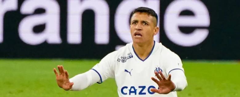 ALEXIS TENDRÁ QUE BUSCAR CLUB SI O SI: MARSELLA CIERRA PLANTEL Y NO INCORPORÓ A SANCHEZ