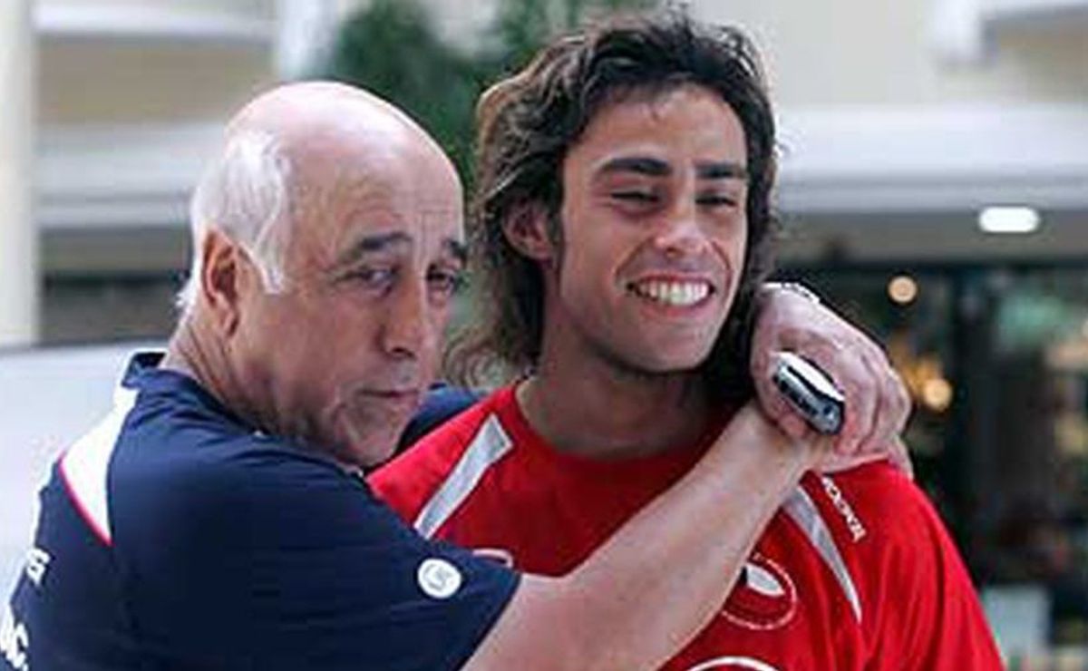 Jorge Valdivia genera preocupación sobre la salud de Nelson Acosta