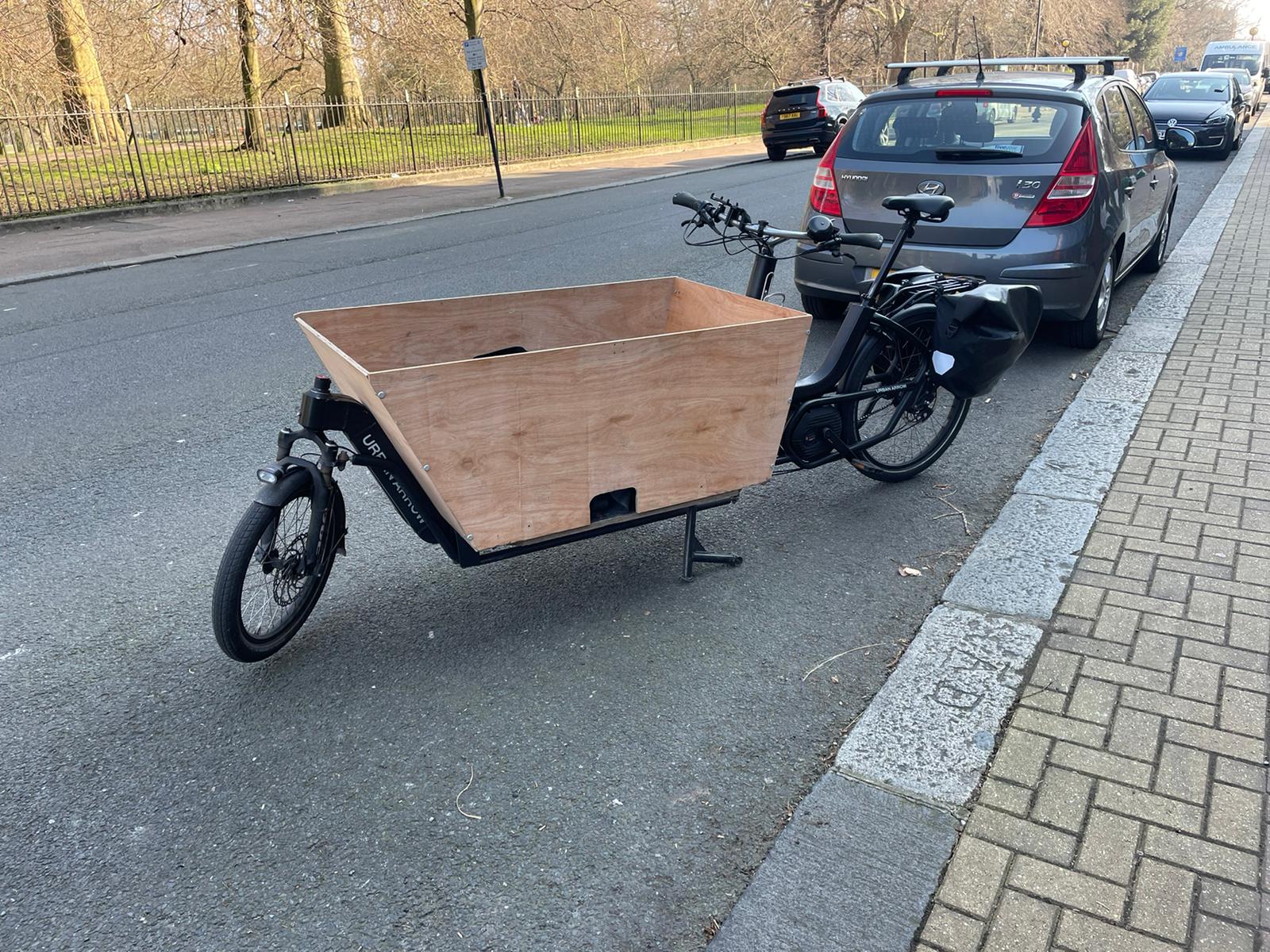Micromobility news London Cargo Ebike delivering