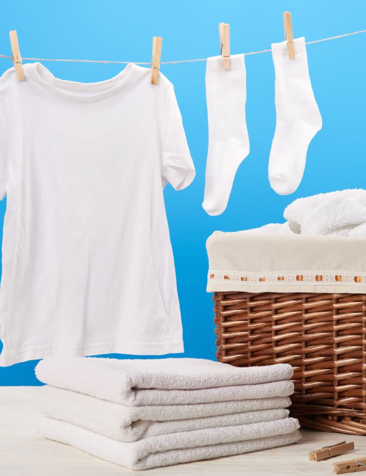 How to Remove Sweat Stains from Thobes and White Clothes