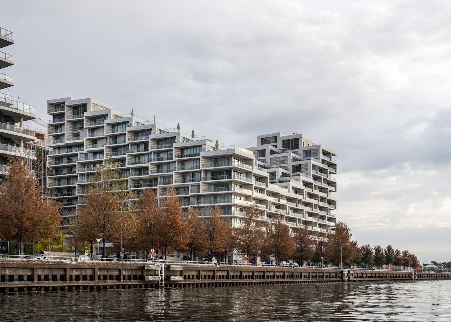 Aquabella photograph from the Toronto waterfront