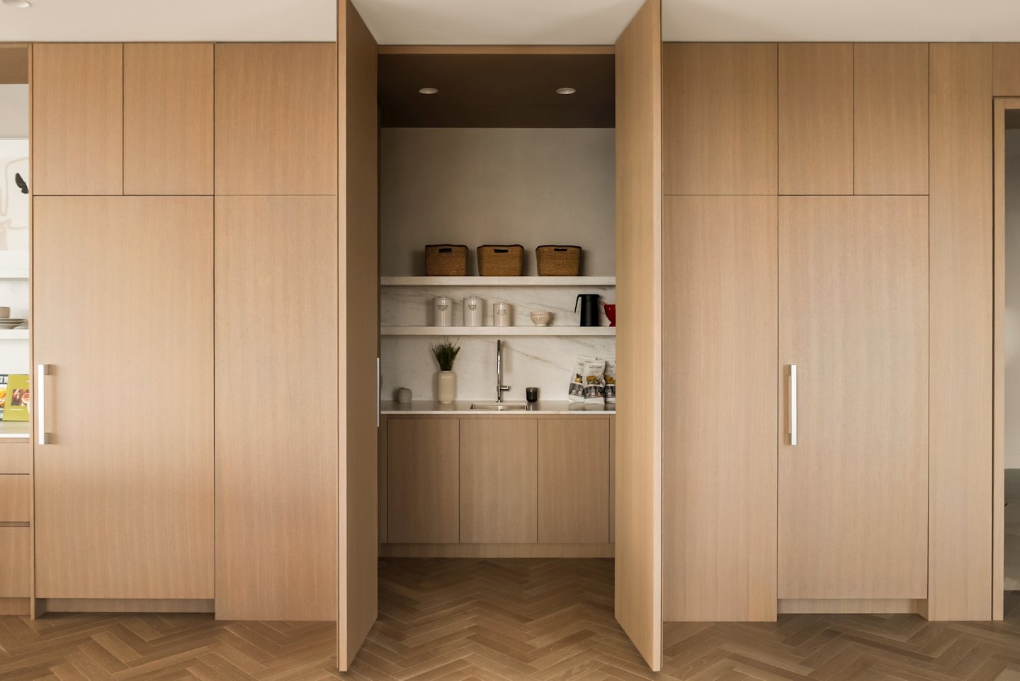 Aqualuna SPH1 Kitchen