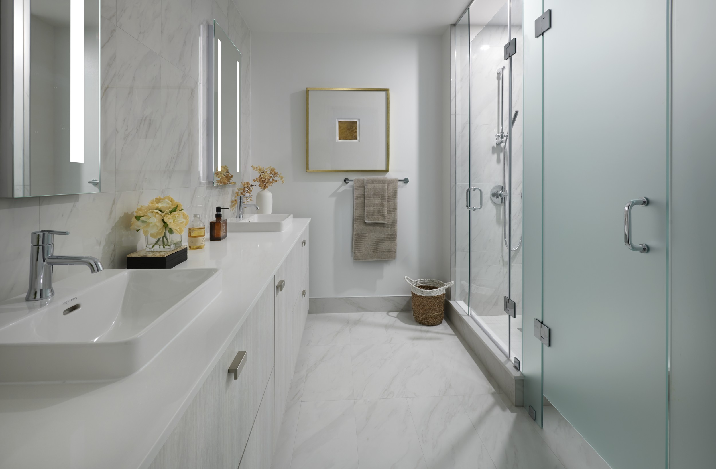 Royal Bayview Suite 215 Principal Ensuite