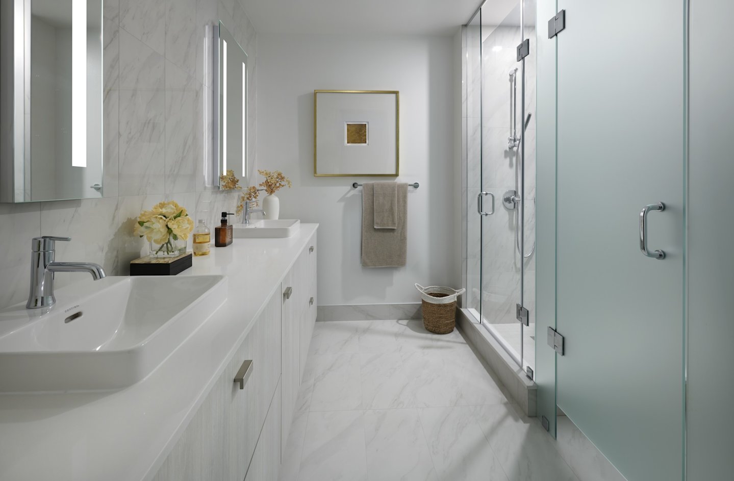 Royal Bayview Suite 215 Principal Ensuite