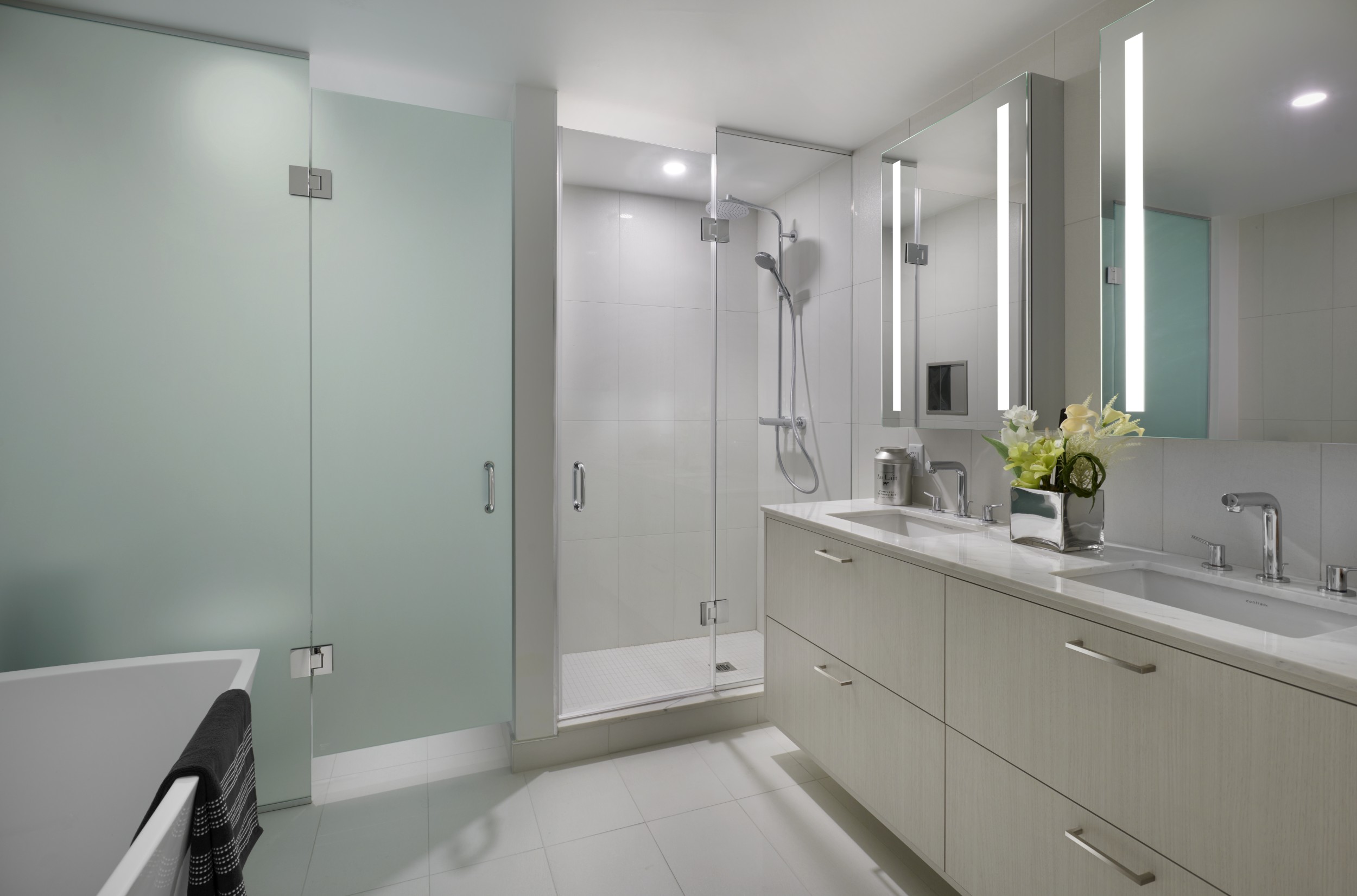 Edenbridge Suite 125 Principal Ensuite