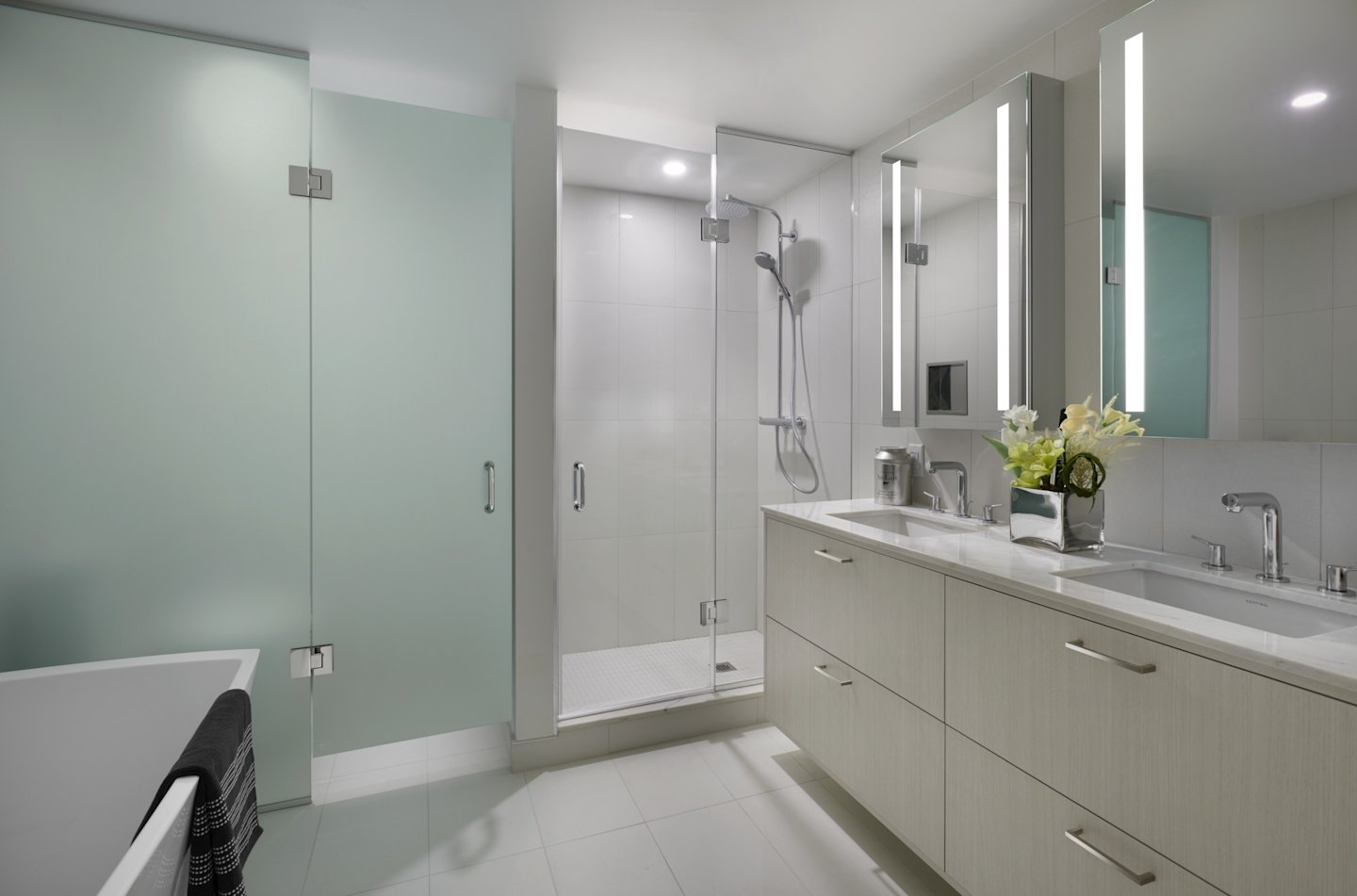 Edenbridge Suite 125 Principal Ensuite