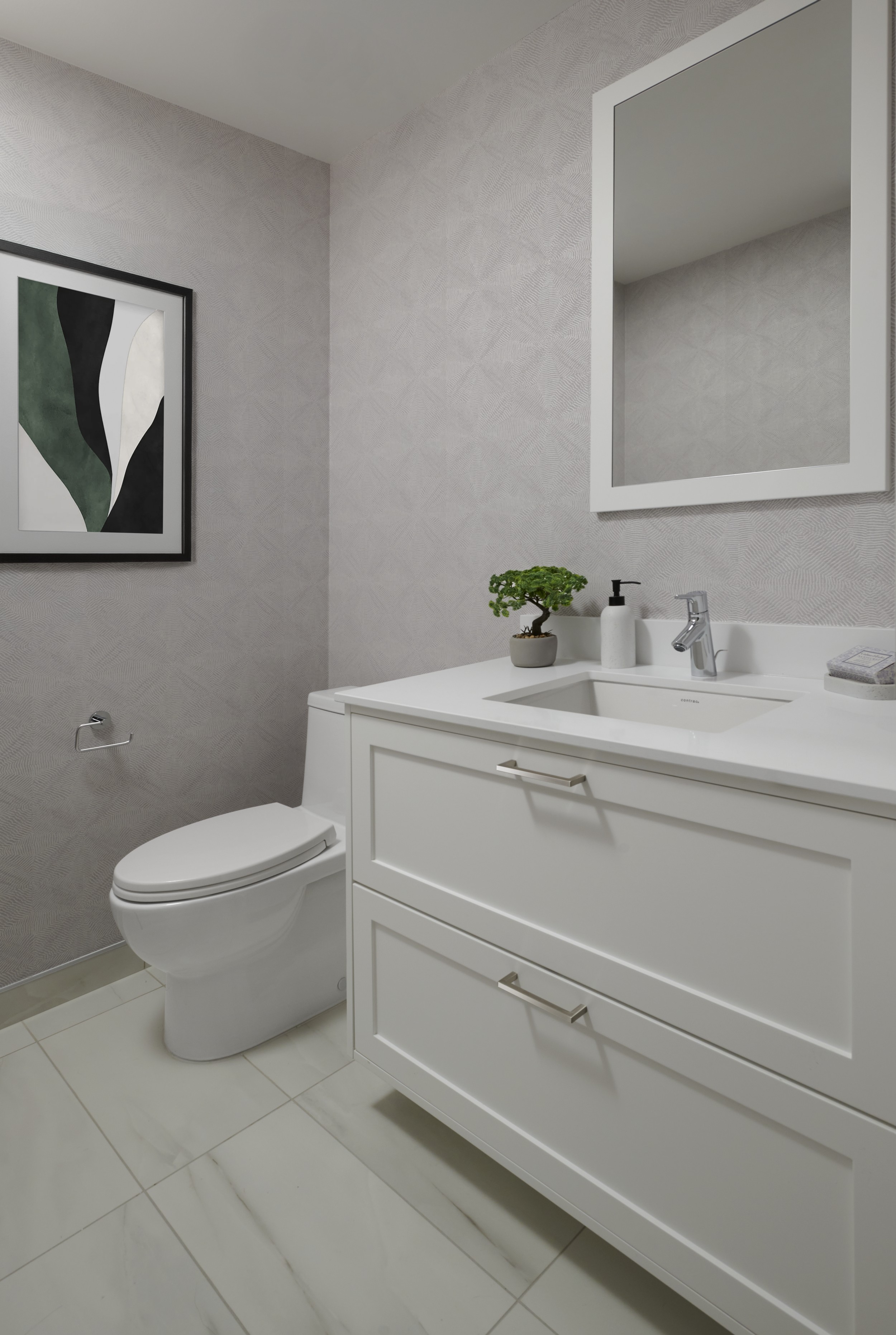 Royal Bayview Suite 217 Powder Room