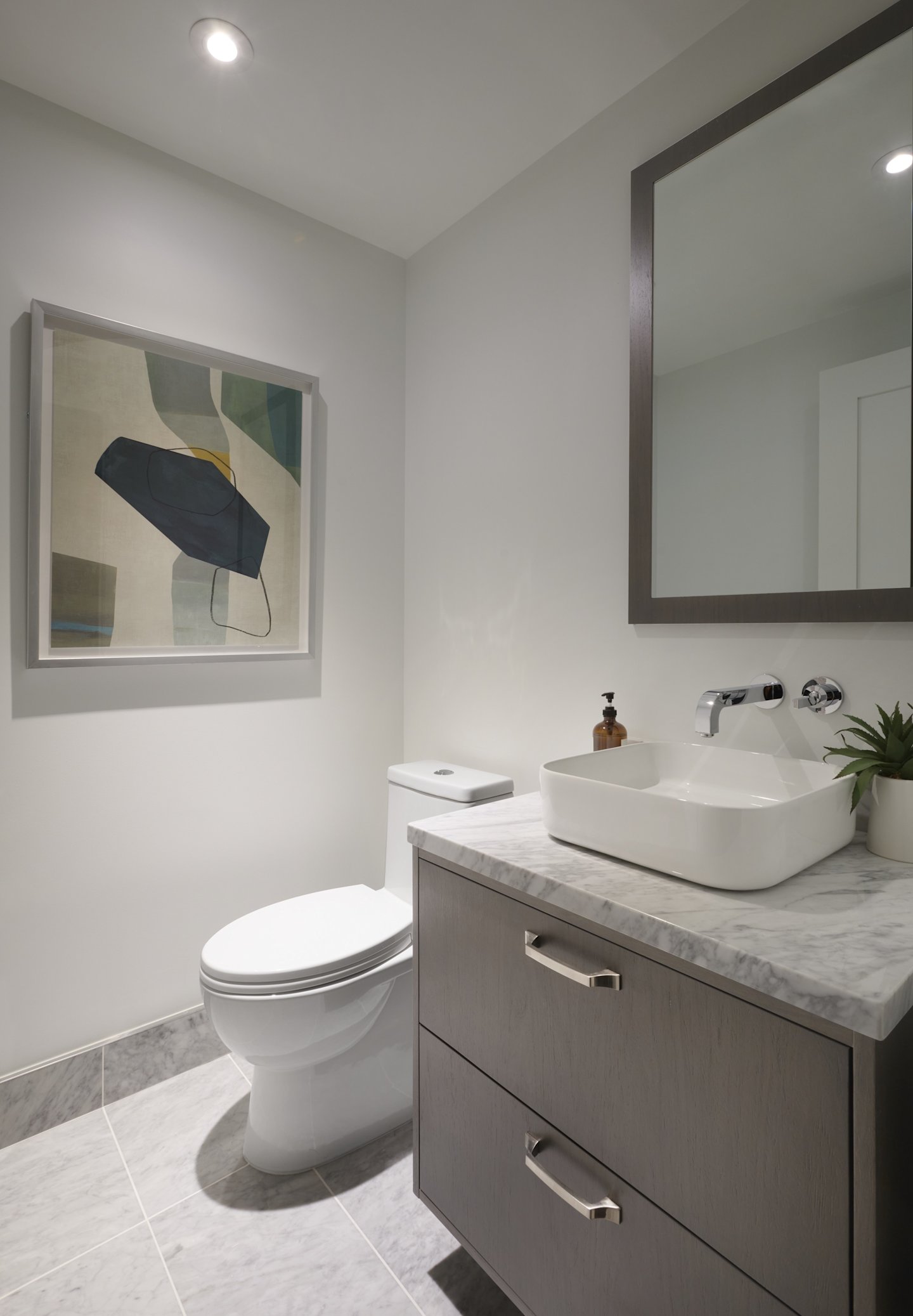 The Well Signature Suite 410 Powder Room