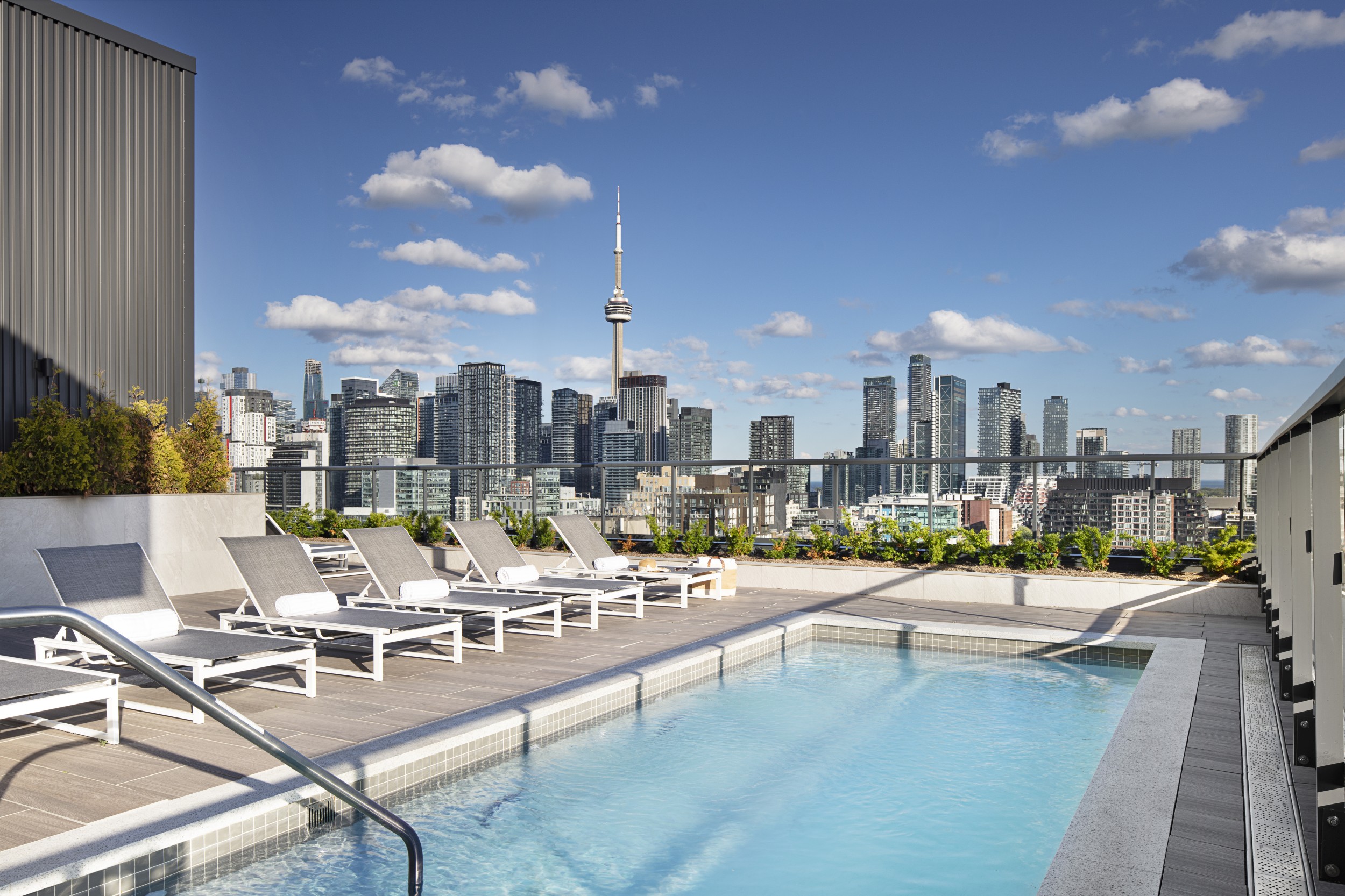 MRKT Amenities Rooftop Pool