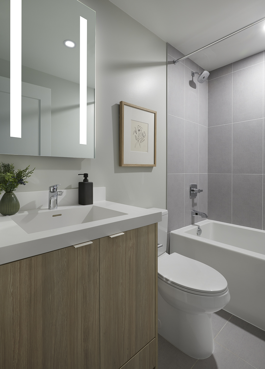 Westerly 2 Suite 306 Secondary Bathroom