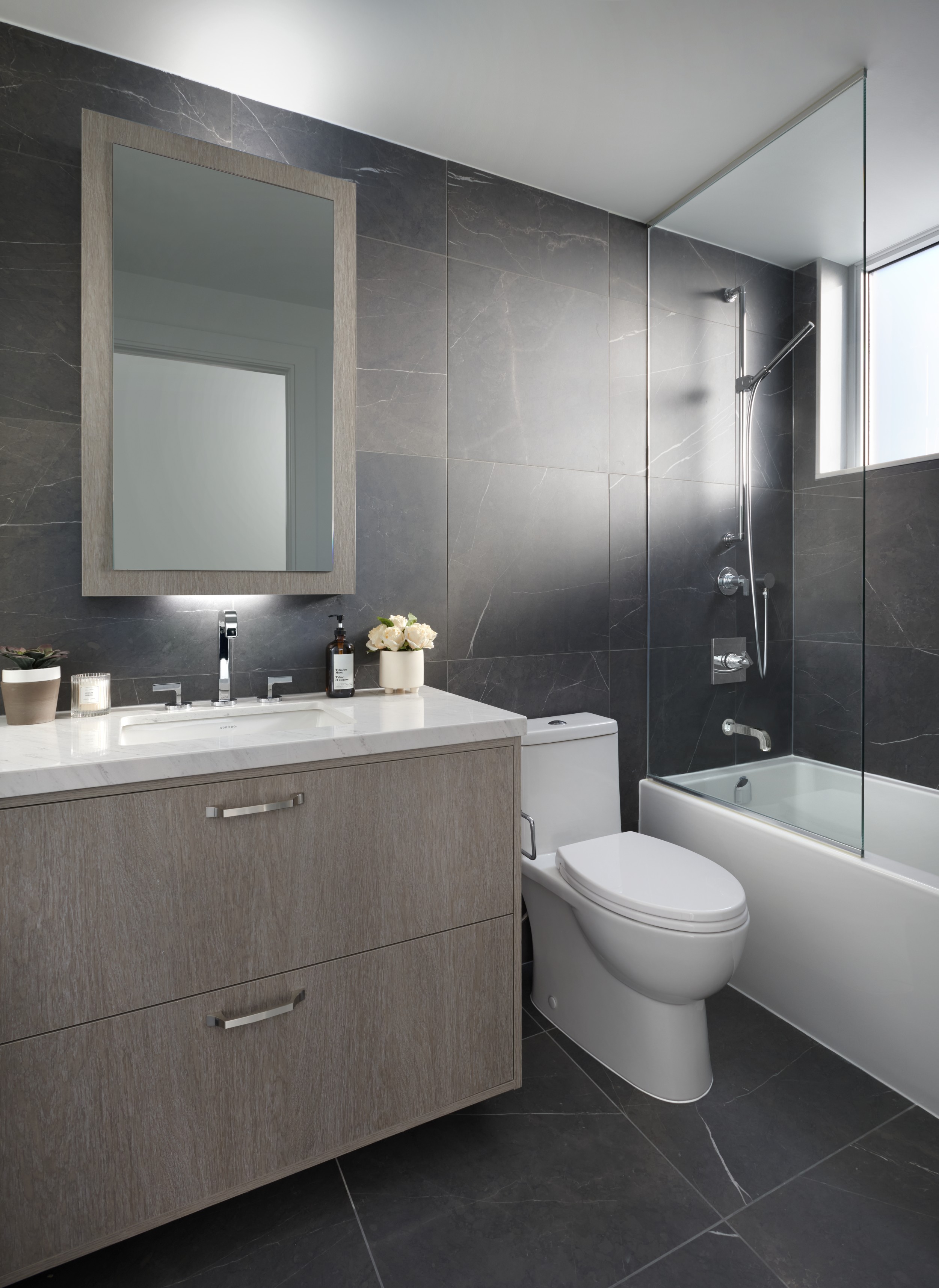 The Well Signature Suite 410 Secondary Bathroom