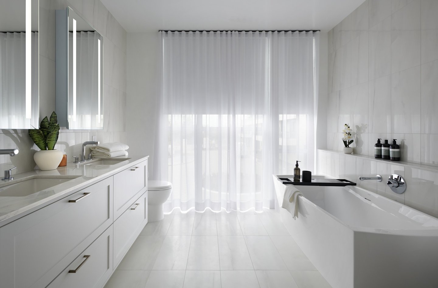 Royal Bayview Suite 202 Principal Ensuite