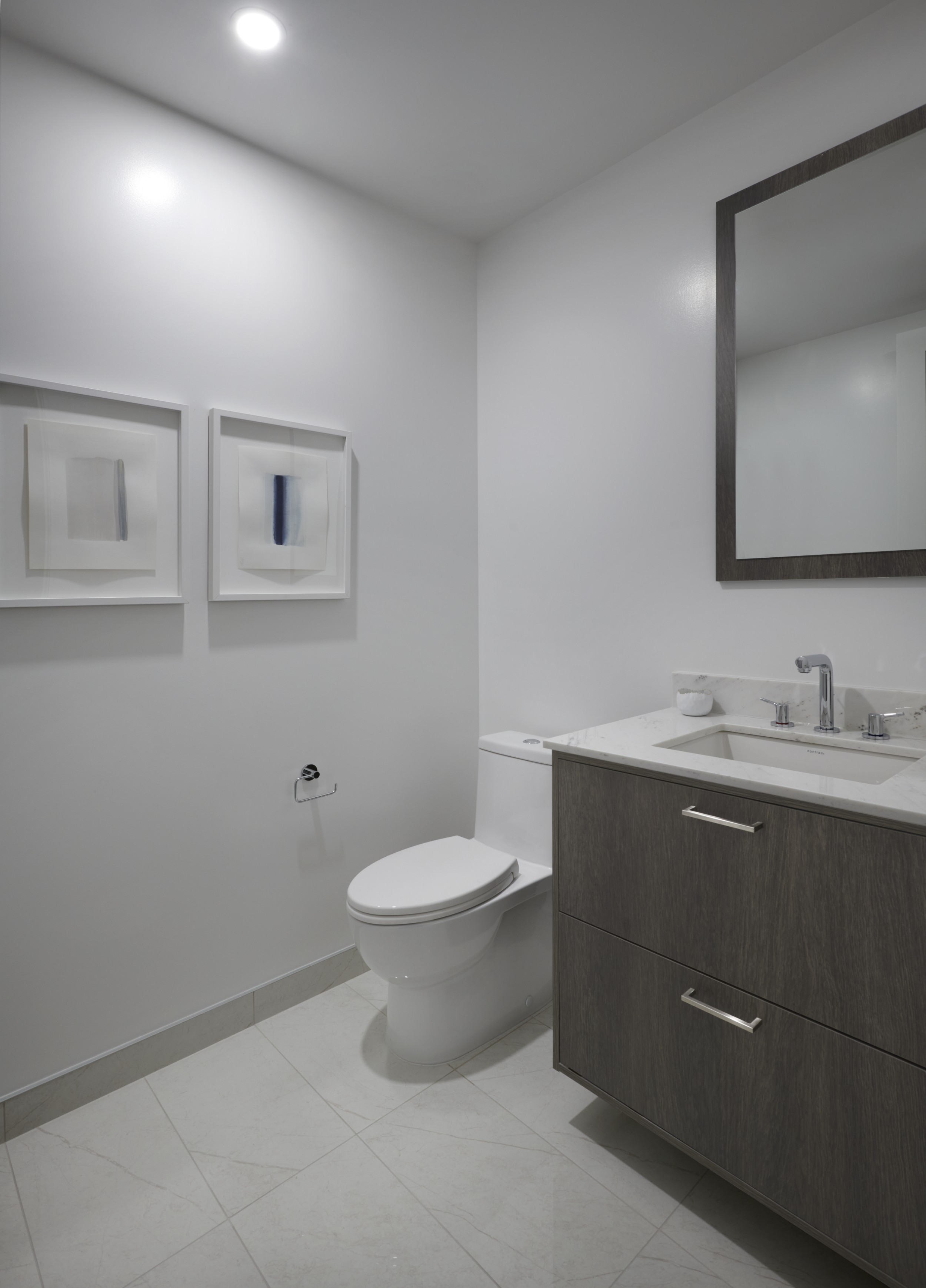Royal Bayview Suite 204 Powder Room