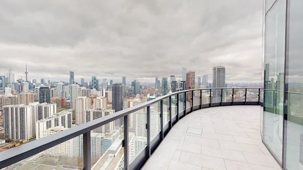 Via-Bloor-2_Exterior_PH22-Balcony.jpg