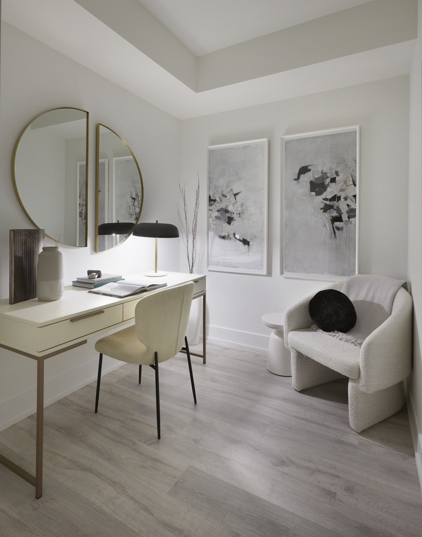 The Dupont Suite 626 Den