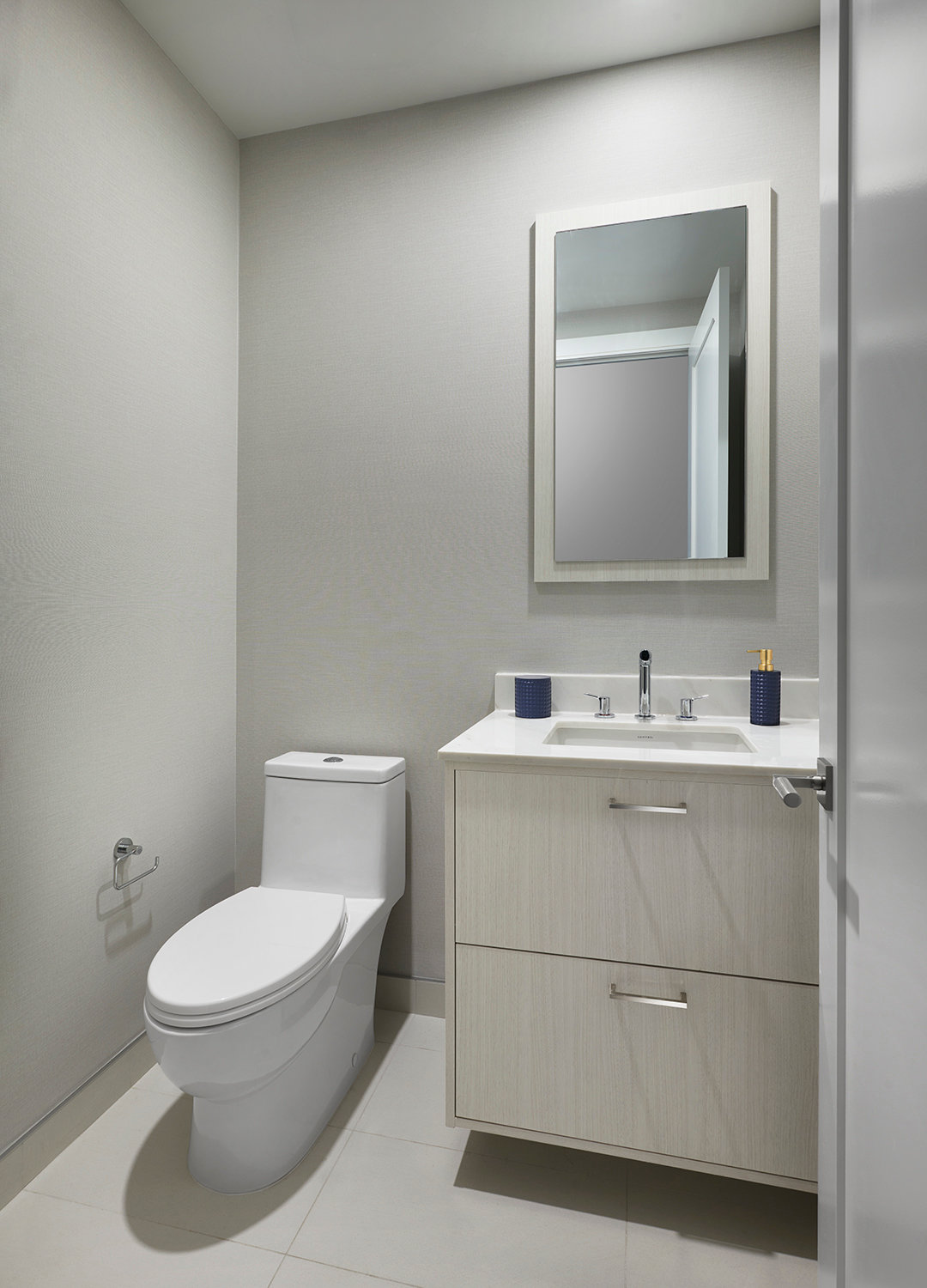 Edenbridge Suite 118 Powder Room