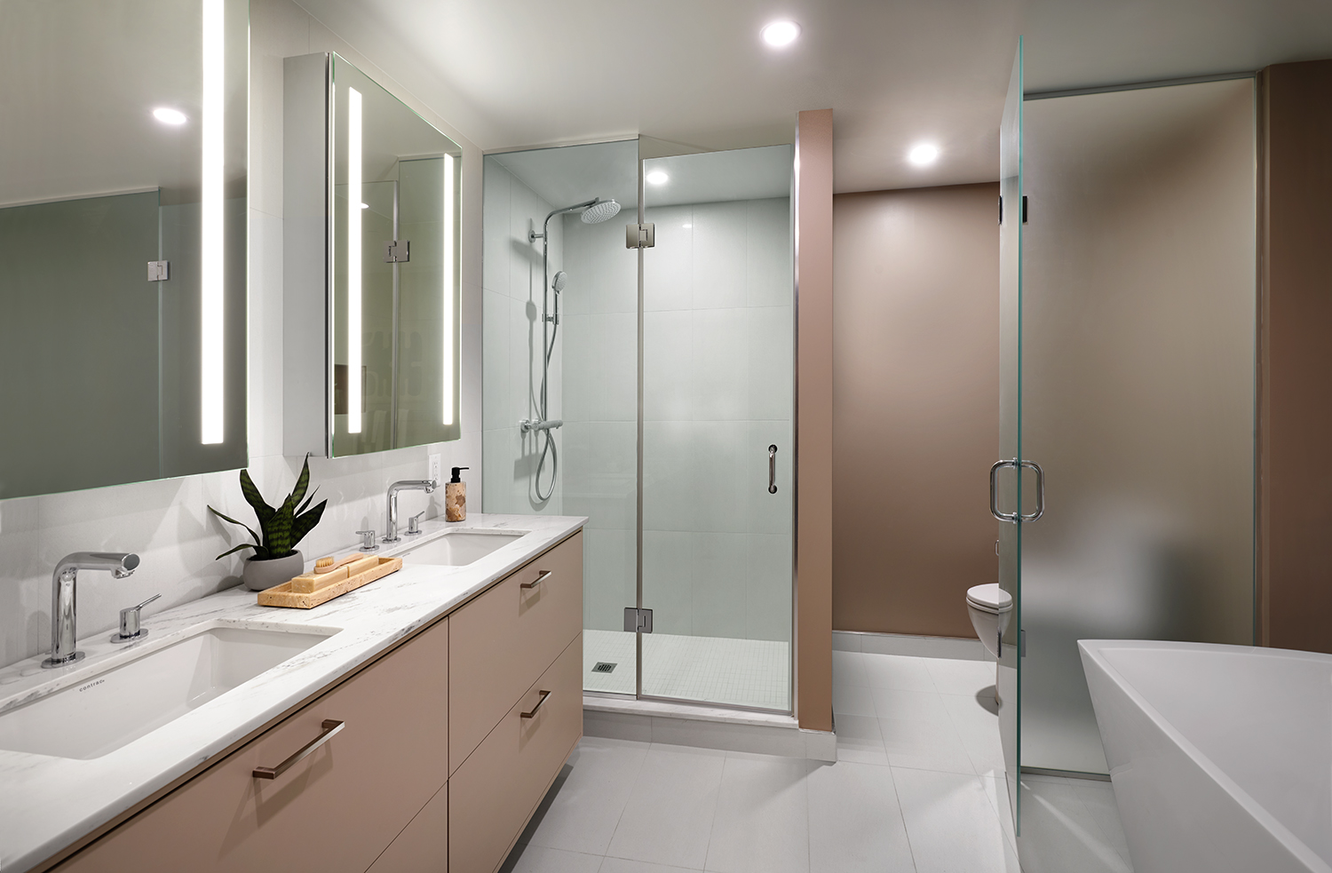 Edenbridge Suite 2L (305) Ensuite