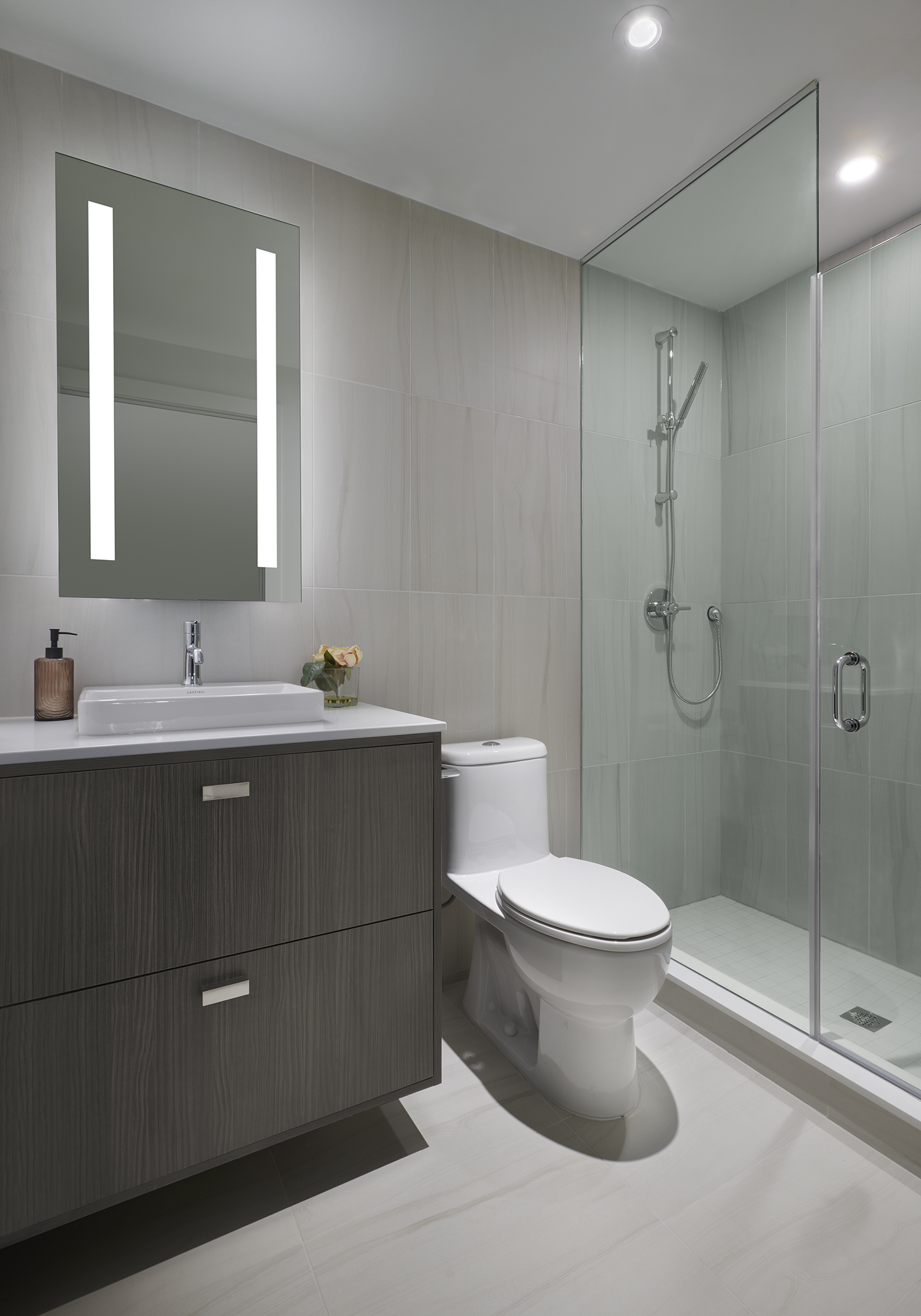 The Well Classic 2 2J (815) Ensuite Bathroom