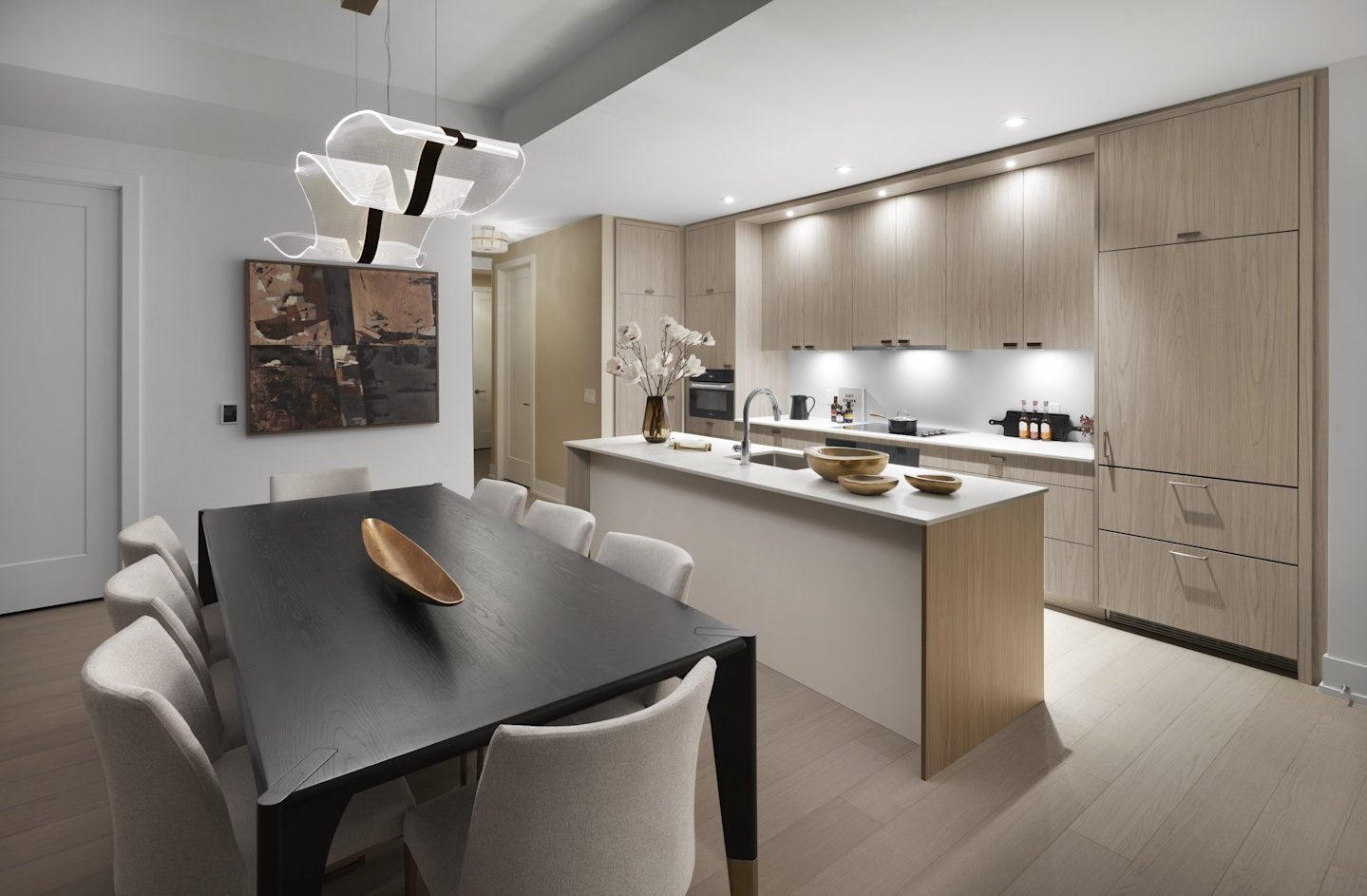 Royal Bayview Suite 208 Kitchen