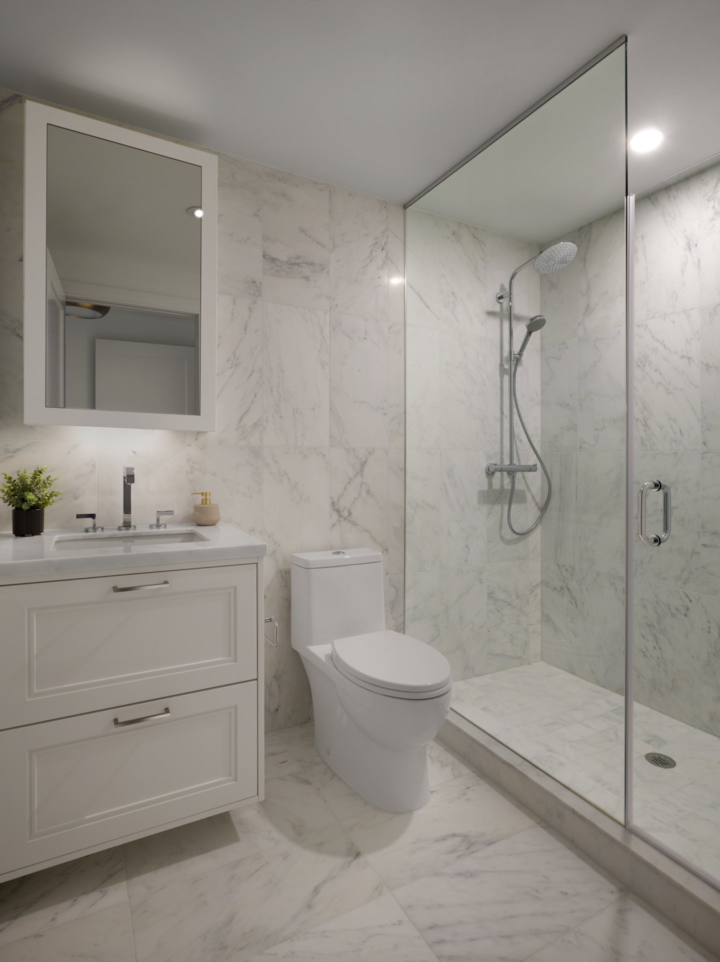 Aqualuna Suite 216 Secondary Bathroom