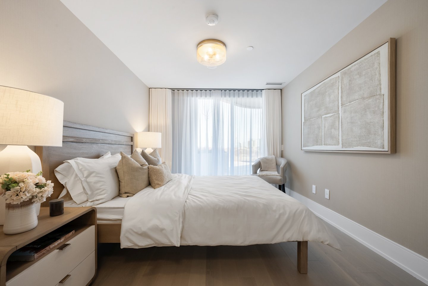 Aqualuna Suite 306 Secondary Bedroom