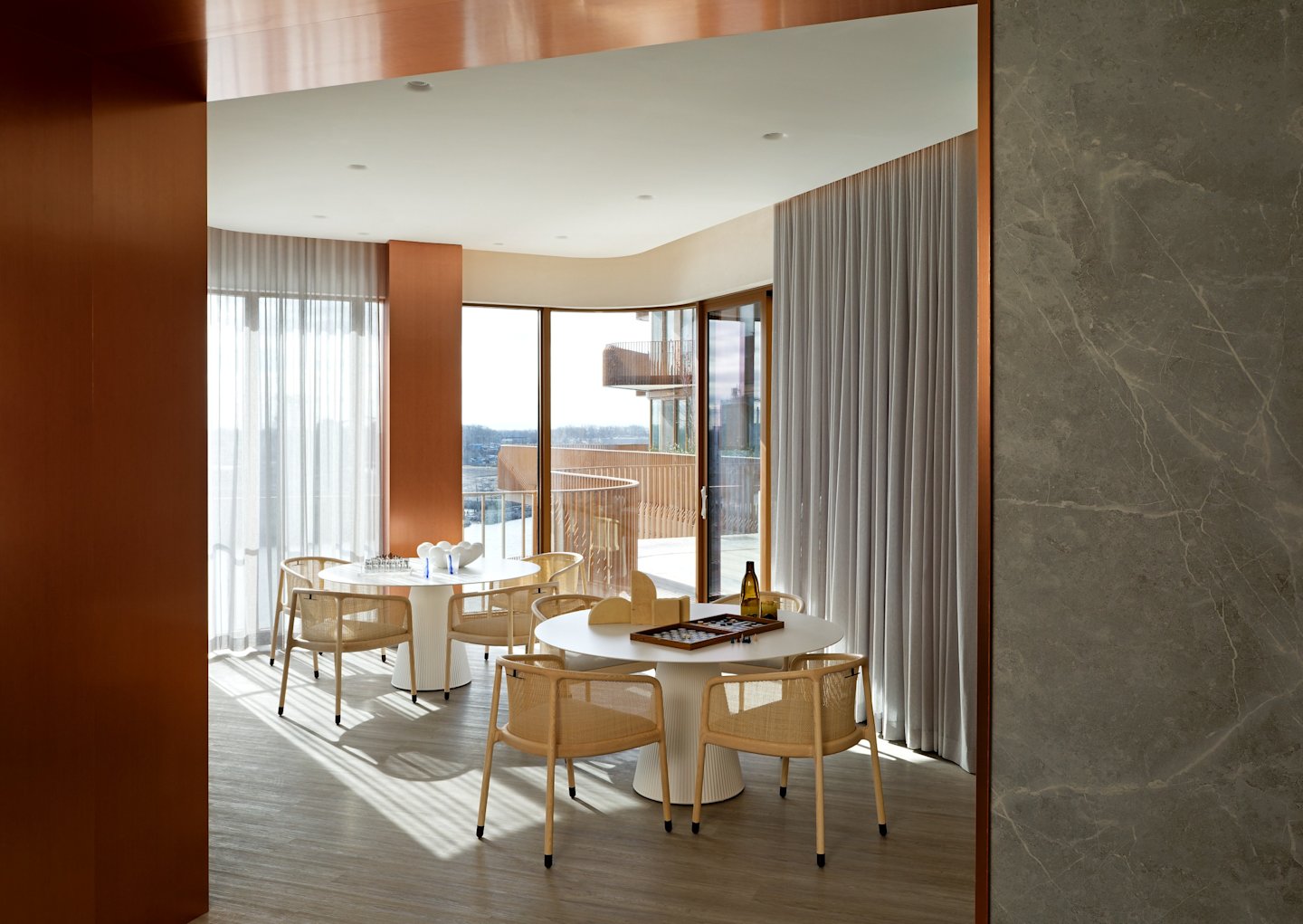Aqualuna Private Lounge Dining