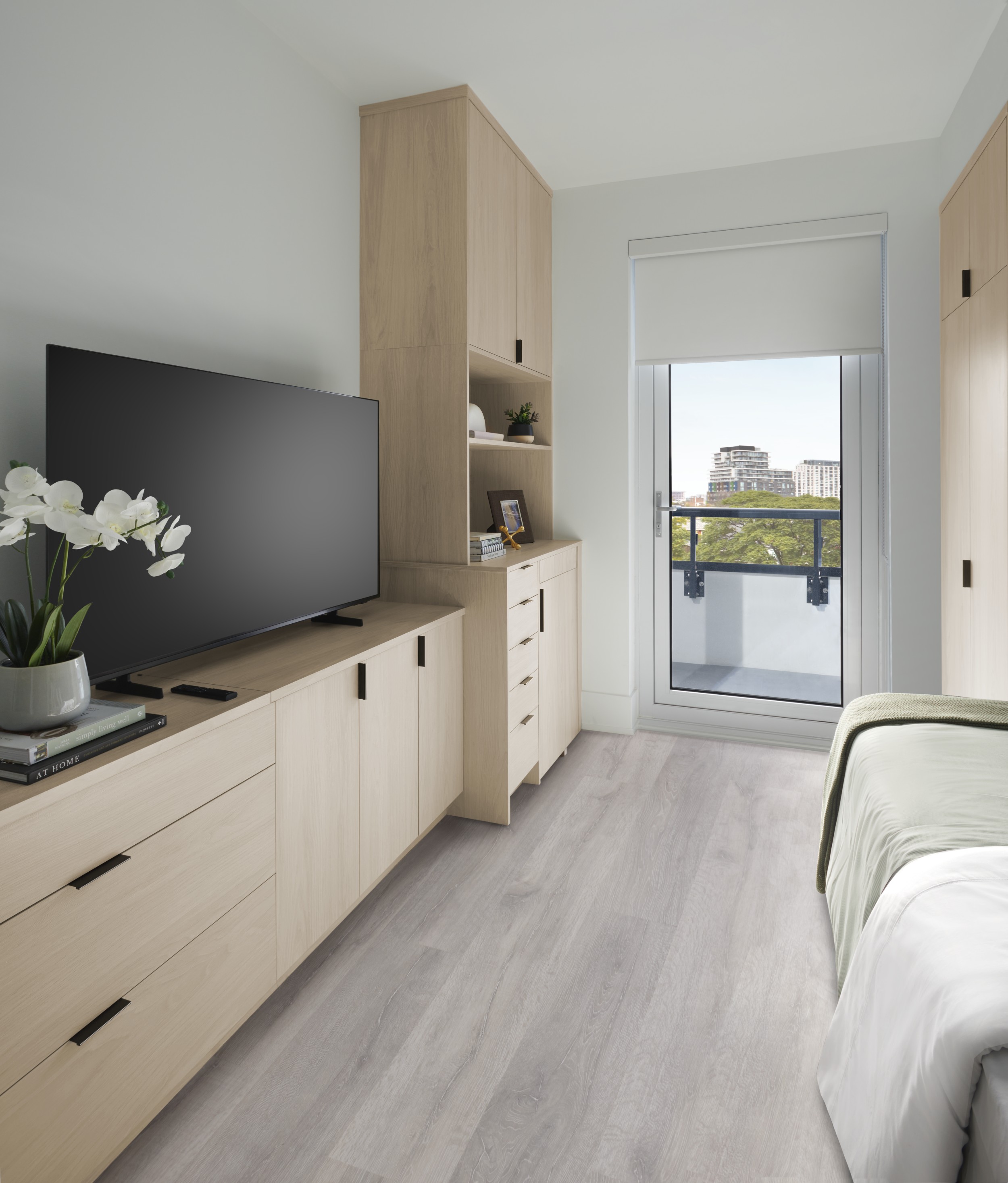 MRKT Suite 605 Bedroom 3
