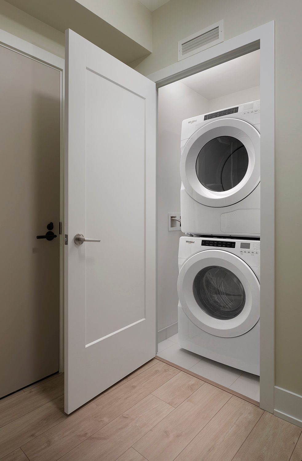 The Dupont Suite 325 Laundry
