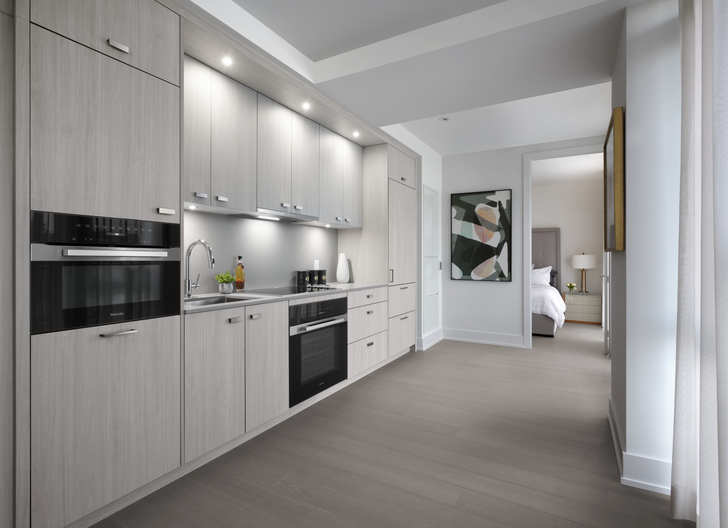 Royal Bayview Suite 215 Kitchen