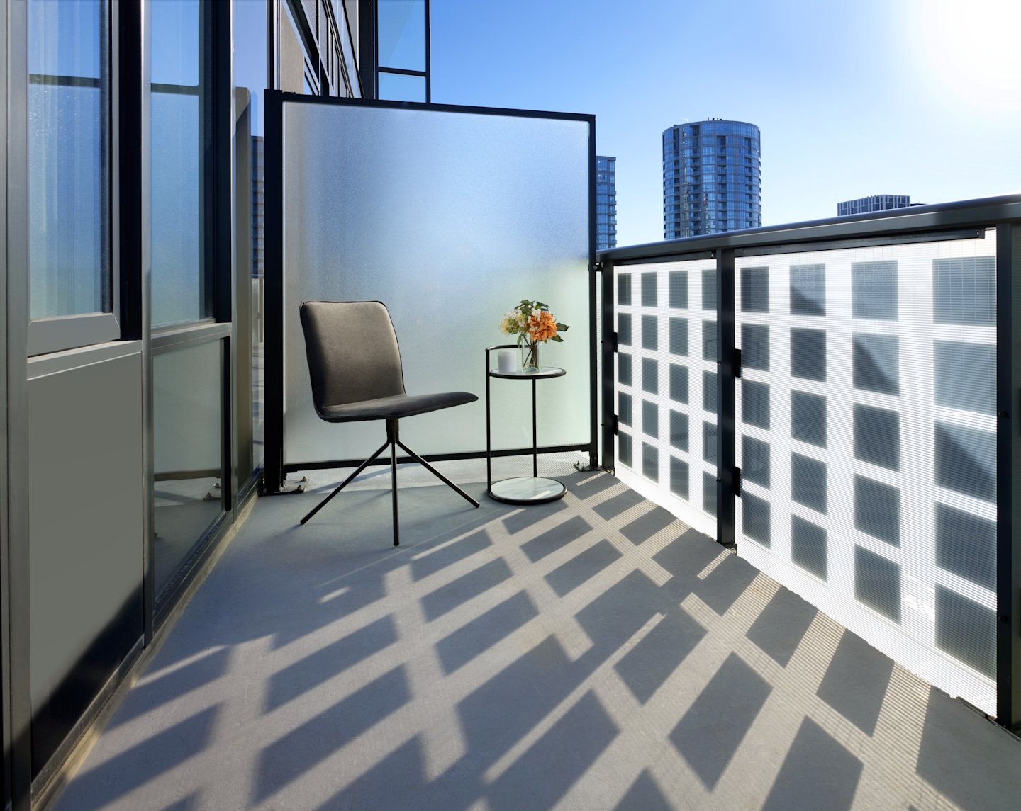 The Well Classic II GPH17 Balcony