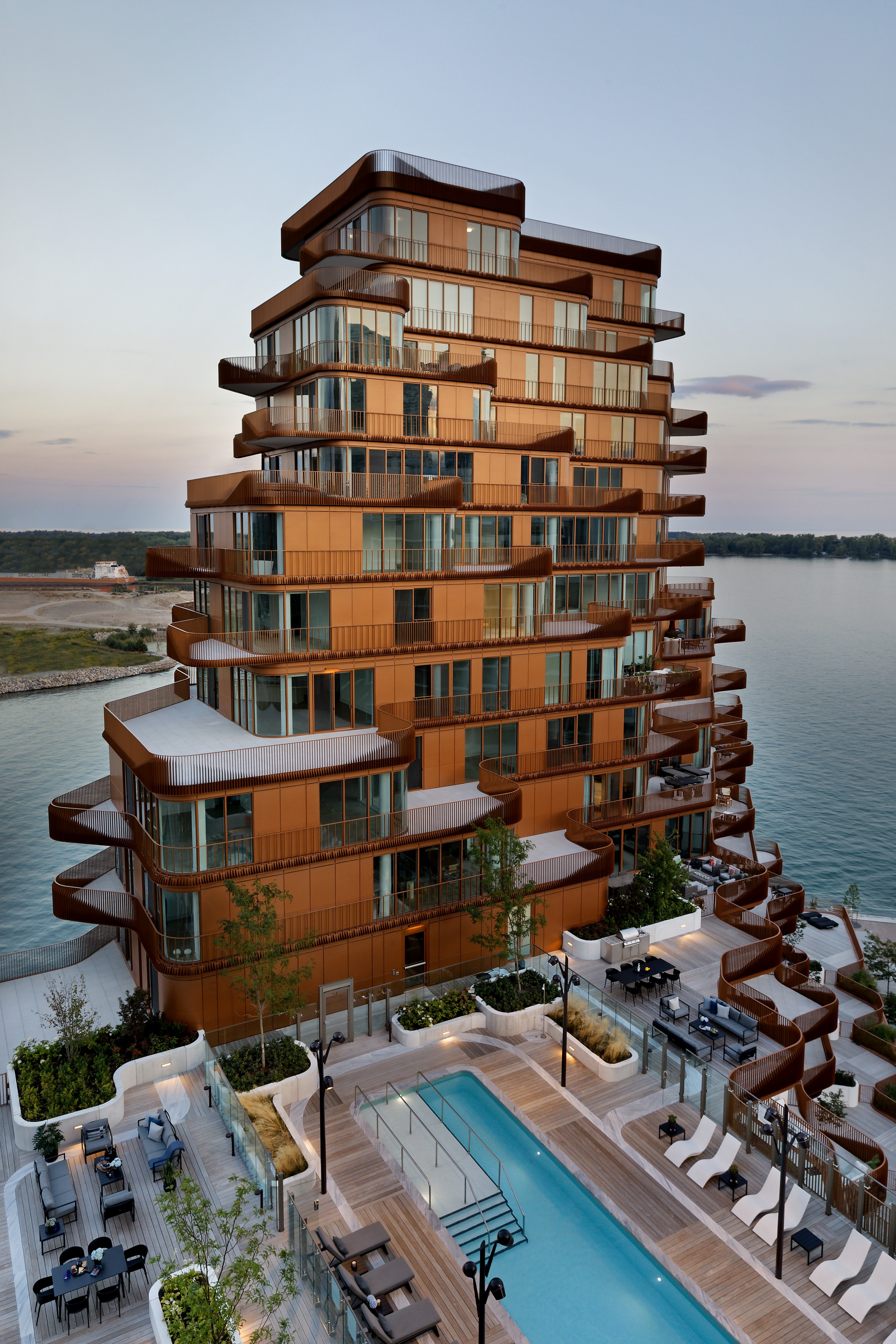 Aqualuna building exterior looking south