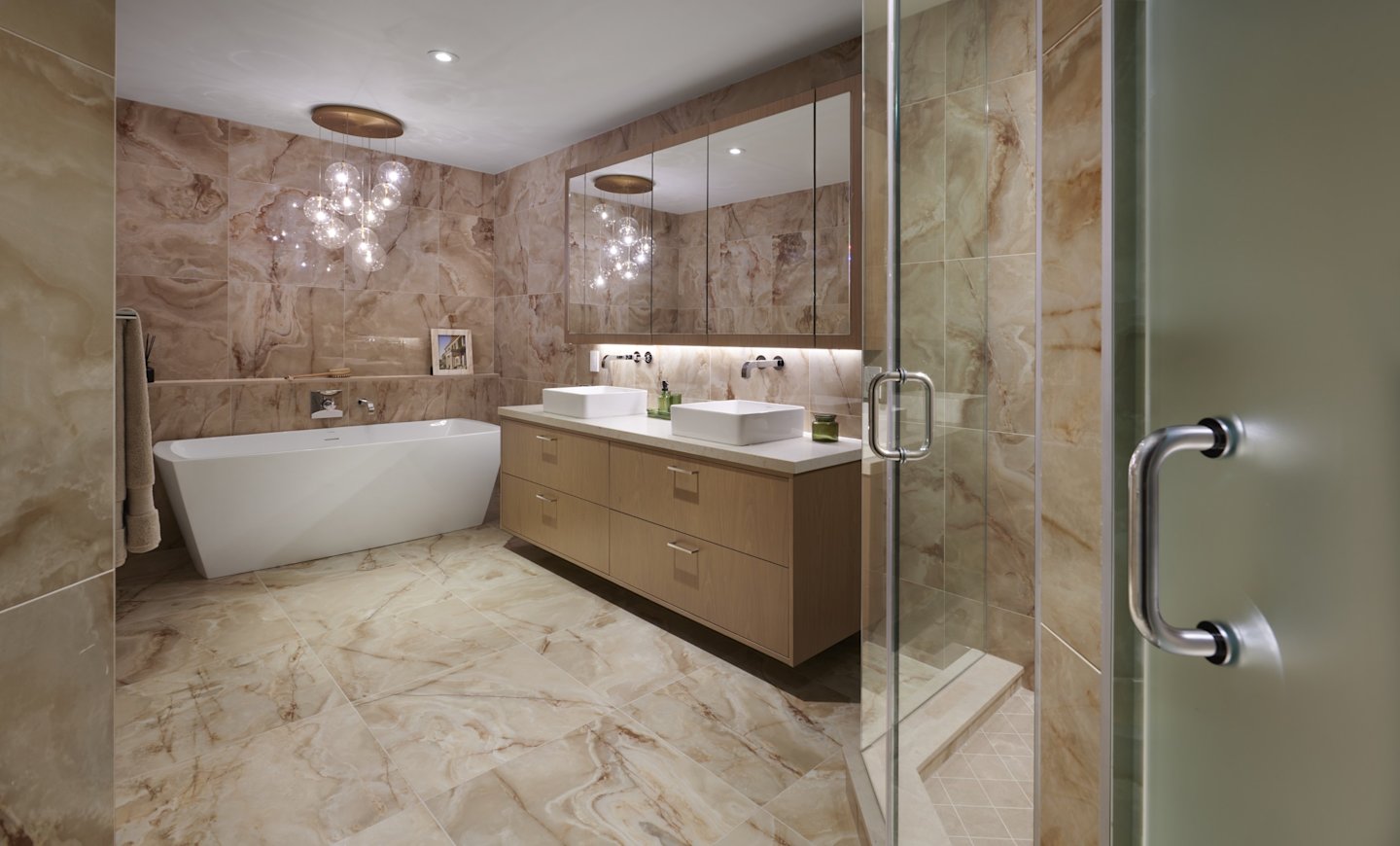 Aqualuna Suite 815 Principal Bathroom