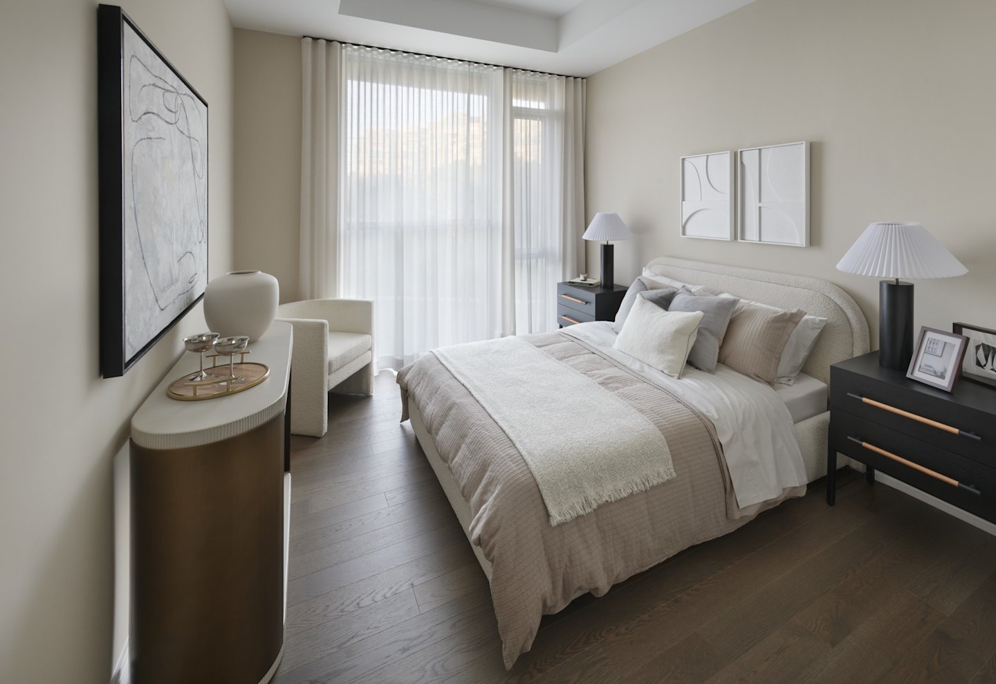 Royal Bayview Suite 217 Secondary Bedroom