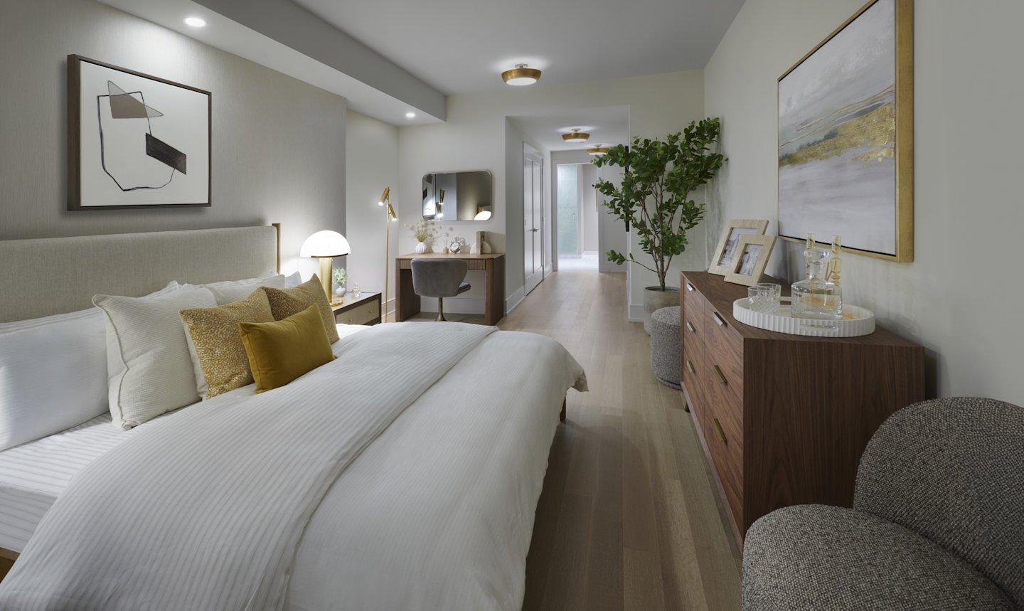 Aqualuna Suite 217 Principal Bedroom