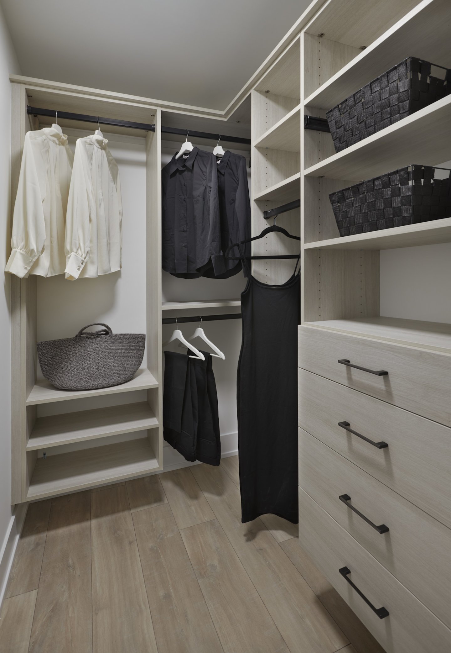 The Dupont Suite 704 Closet