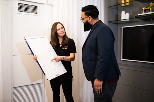 Customer care explains how to change an air filter