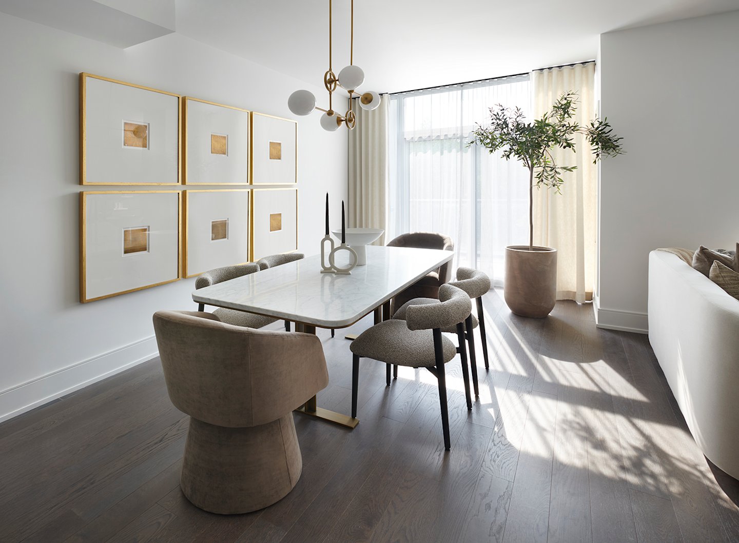 Chateau Model Suite 1010 Dining Room