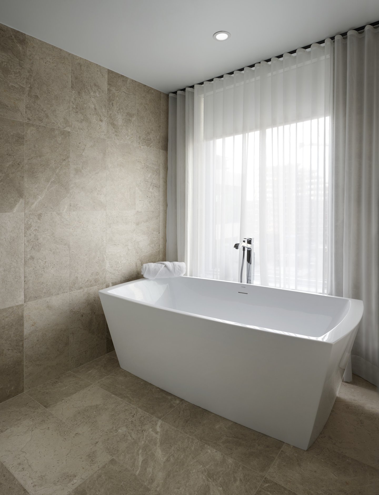The Well Signature Suite 902 Principal Ensuite