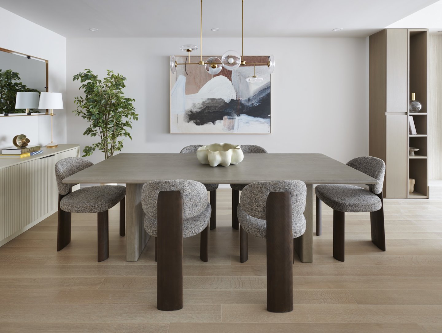 Aqualuna Suite 217 Dining Room